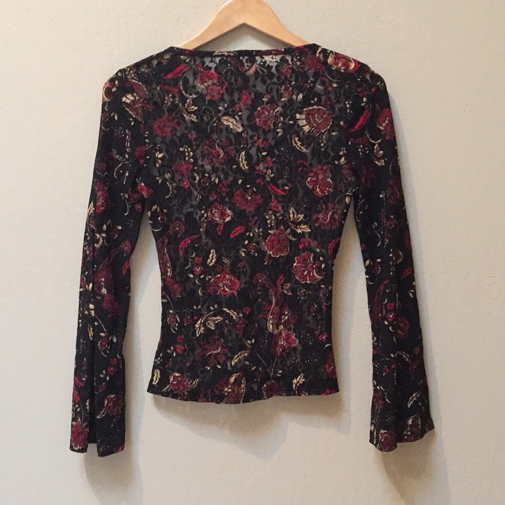 Lacy Stretchy Longsleeve Top - Picture 6 of 6